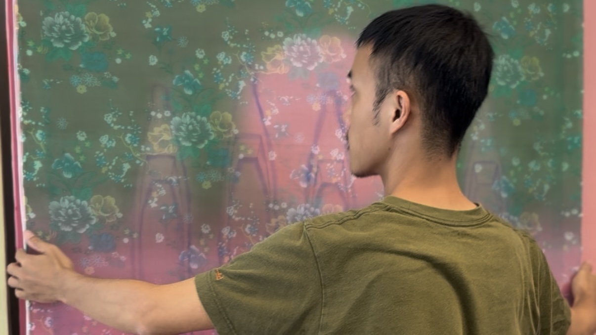 Read more about the article Đoàn Văn Tới | Sutras on His Silk